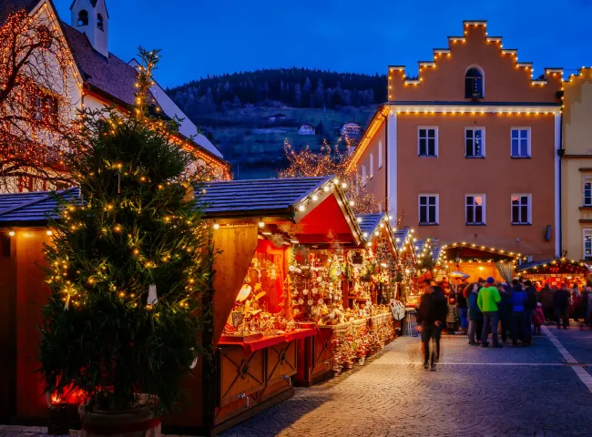 Viaggi Organizzati ai Mercatini di Natale Viaggi Organizzati ai Mercatini di Natale
